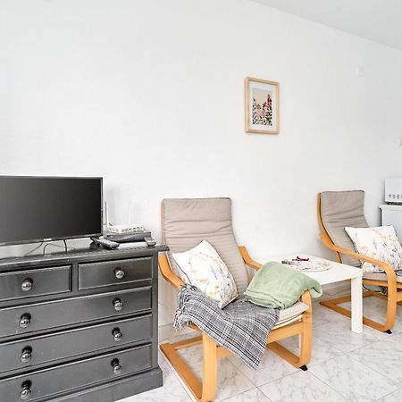 Comfortable Studio Apt Nerja Kültér fotó