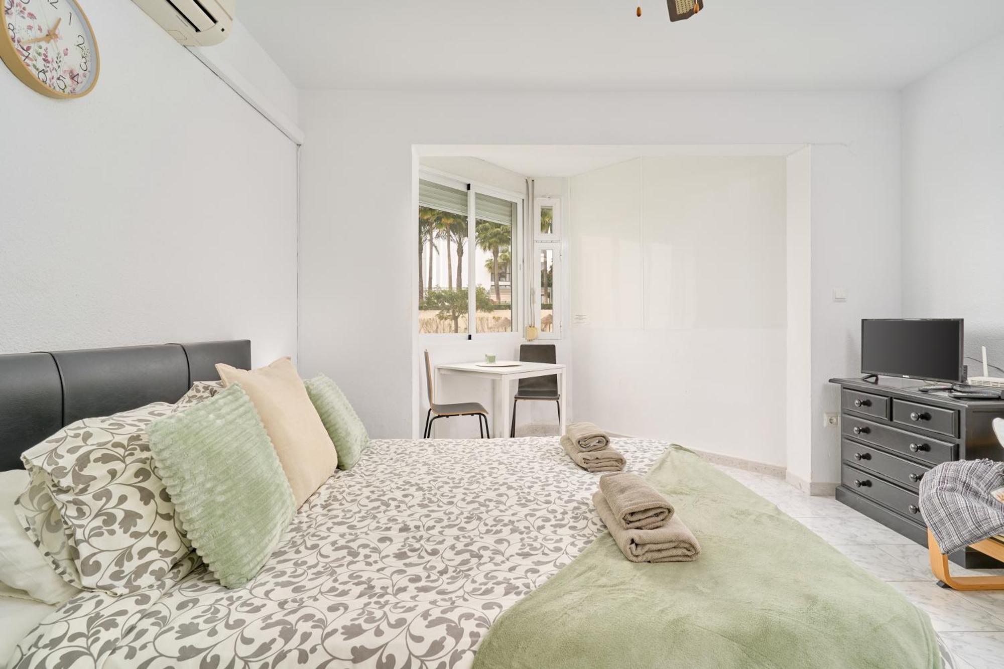 Comfortable Studio Apt Nerja Kültér fotó